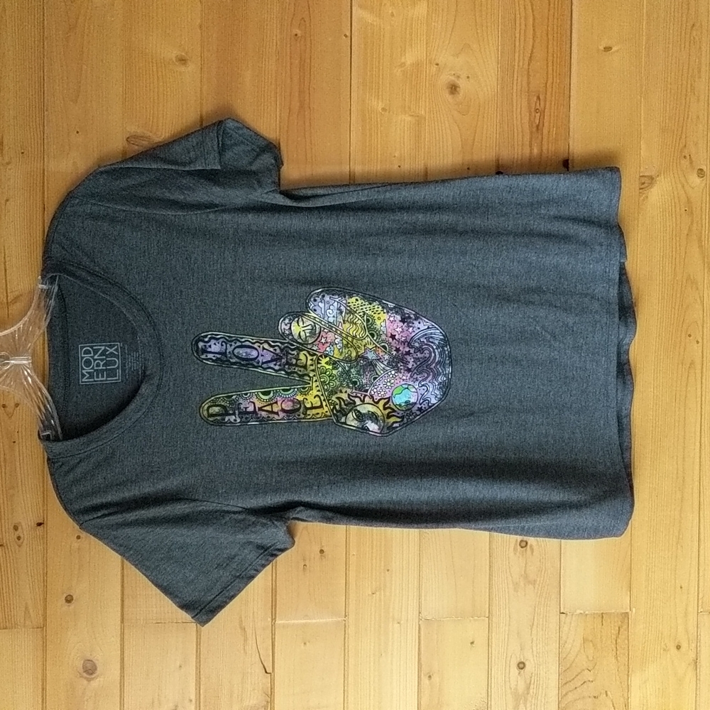 Modern Lux: grey, short sleeve, graphic t-shirt.